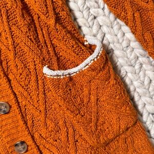 FREE PEOPLE:Chunky Burnt Orange Knit Cardigan with White Trim